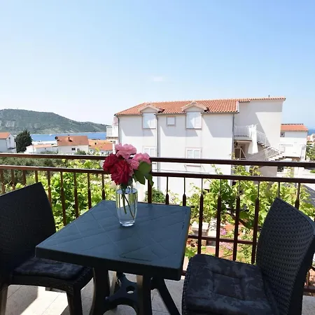 Appartement Nera Primošten