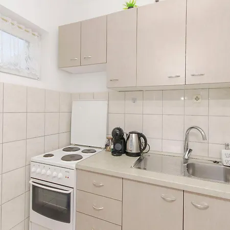 Nera * プリモシュテン