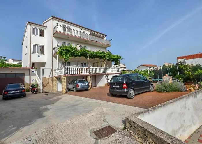 Nera פרימוסטן