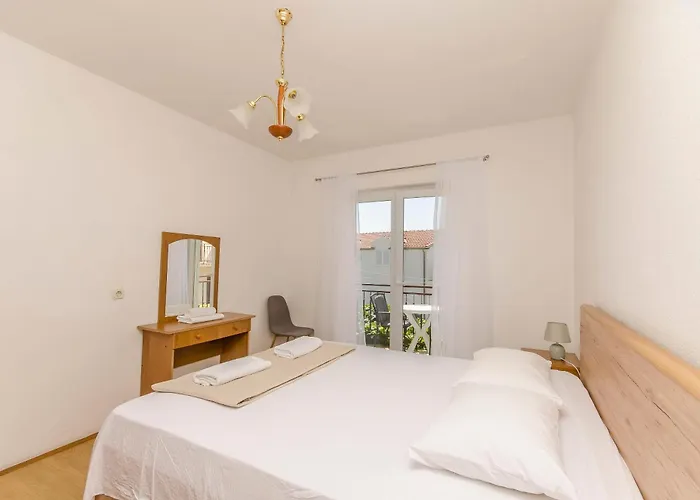 Nera Apartamento Primošten